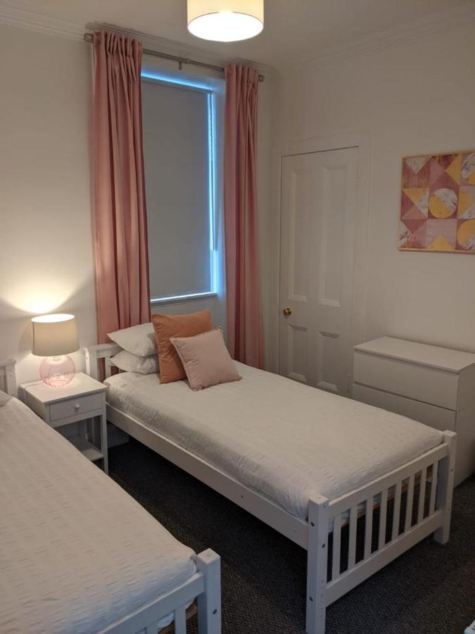 דנפרמליין Glenclova - No 5 Bellyeoman, Bright Two Bedroom Apartment מראה חיצוני תמונה